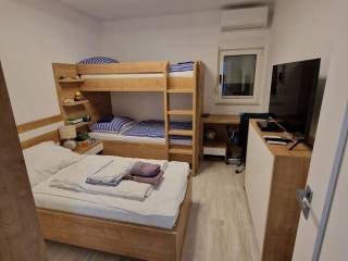 Vila, Prodaja, Vir, Vir