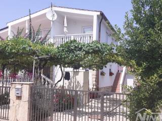 Apartmanska kuca, Prodaja, Privlaka, Privlaka