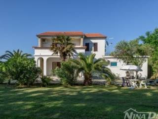 Apartmanska kuca, Prodaja, Privlaka, Privlaka