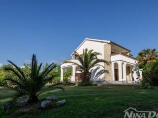 Apartmanska kuca, Prodaja, Privlaka, Privlaka