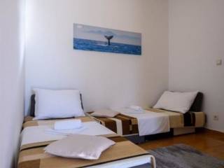Apartmanska kuca, Prodaja, Privlaka, Privlaka