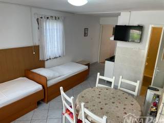 Apartmanska kuca, Prodaja, Privlaka, Privlaka