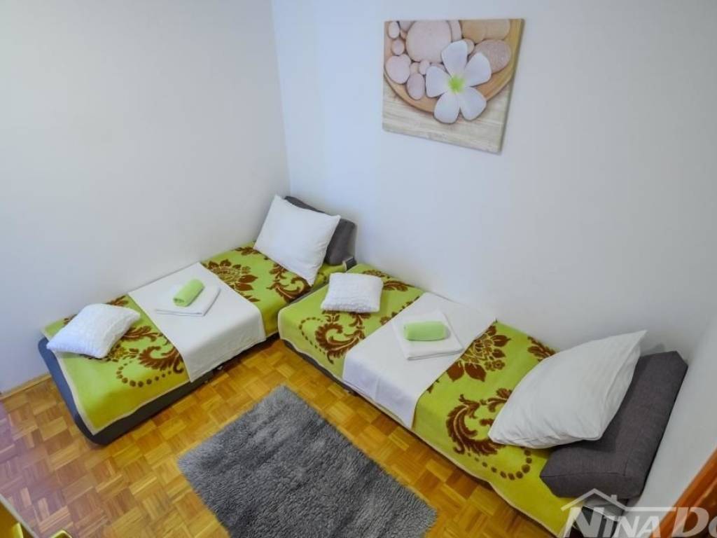 Apartmanska kuca, Prodaja, Privlaka, Privlaka