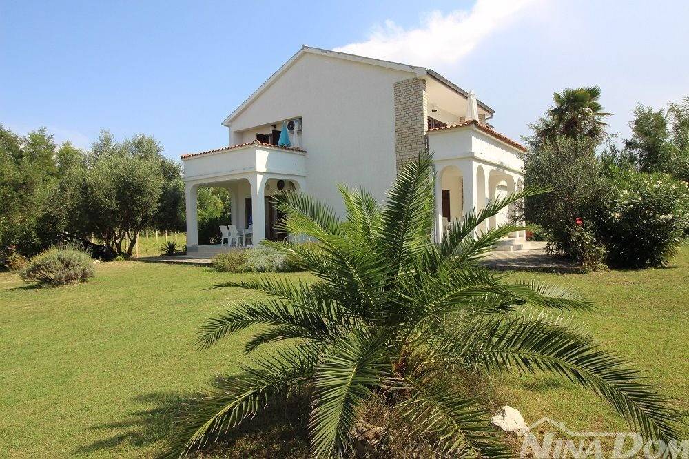 Apartmanska kuca, Prodaja, Privlaka, Privlaka