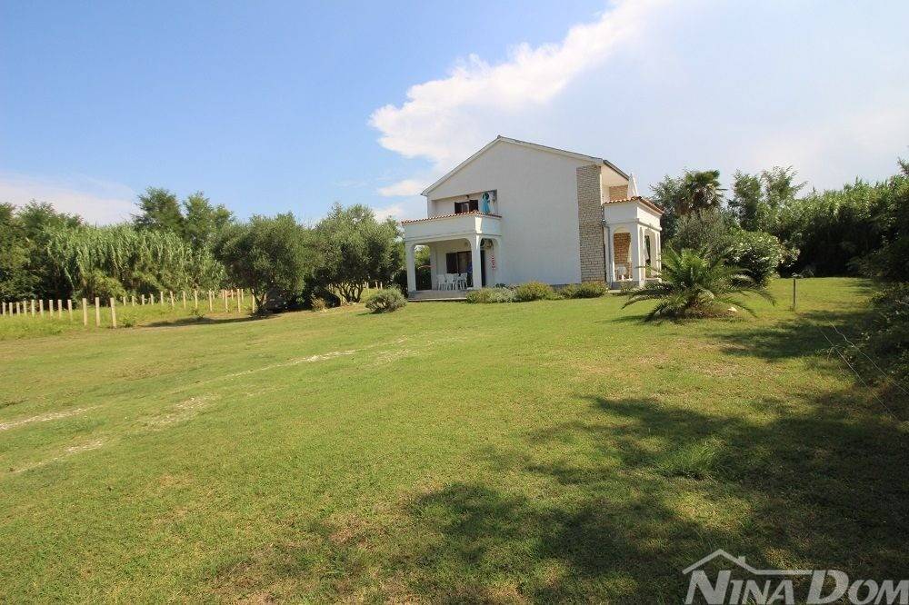 Apartmanska kuca, Prodaja, Privlaka, Privlaka
