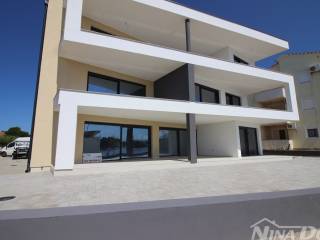 Apartman na moru, Prodaja, Vir, Vir