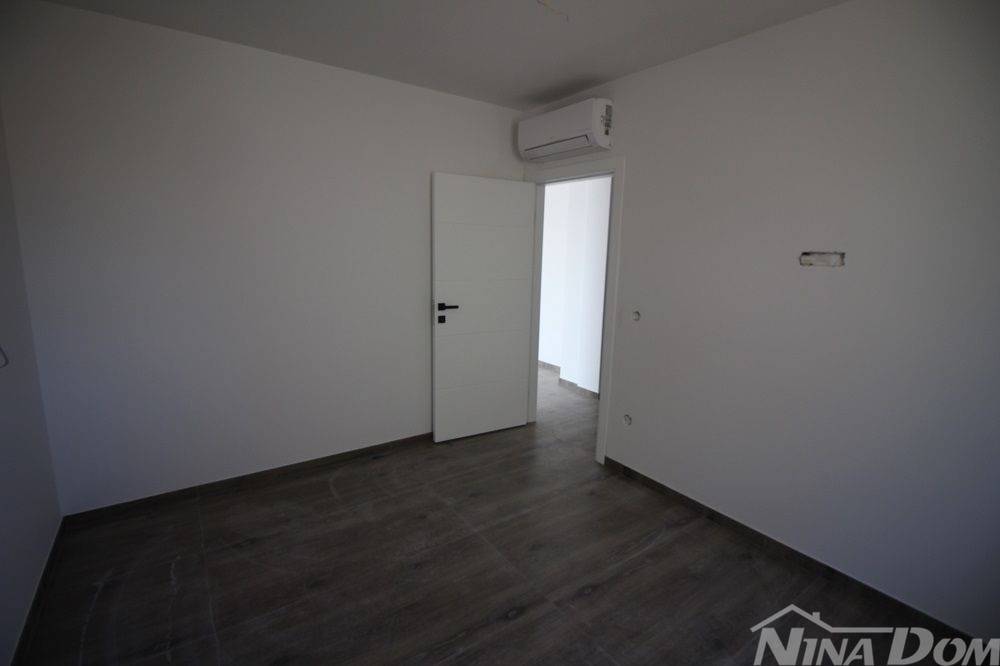 Apartman na moru, Prodaja, Vir, Vir