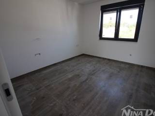 Apartman na moru, Prodaja, Vir, Vir