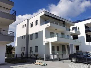 Luksuzni apartman, Prodaja, Vir, Vir