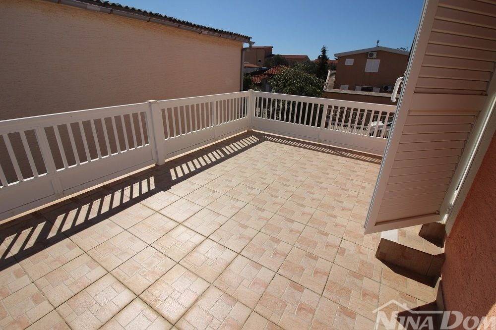 Dvojna kuca, Prodaja, Vir, Vir