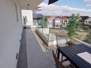Luksuzni apartman, Prodaja, Vir, Vir
