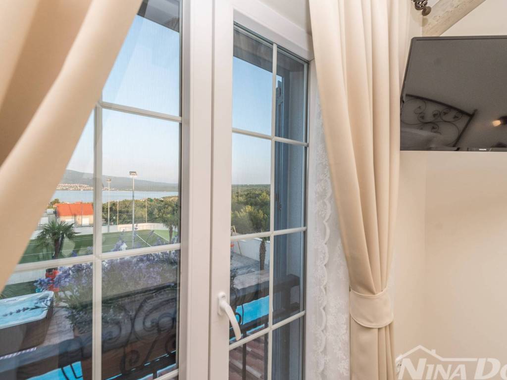 Luksuzna vila, prodaja, Novigrad