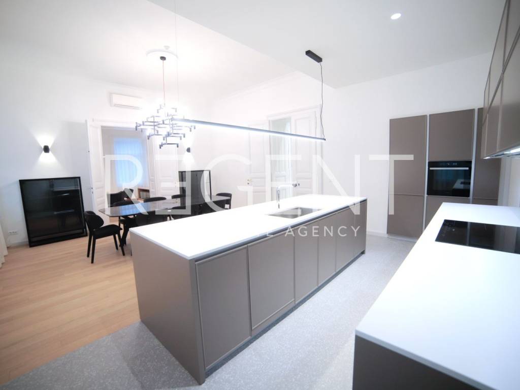 Zagreb, Centar - Moderan peterosoban stan 190 m2 0003