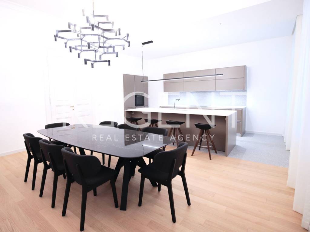 Zagreb, Centar - Moderan peterosoban stan 190 m2 0035