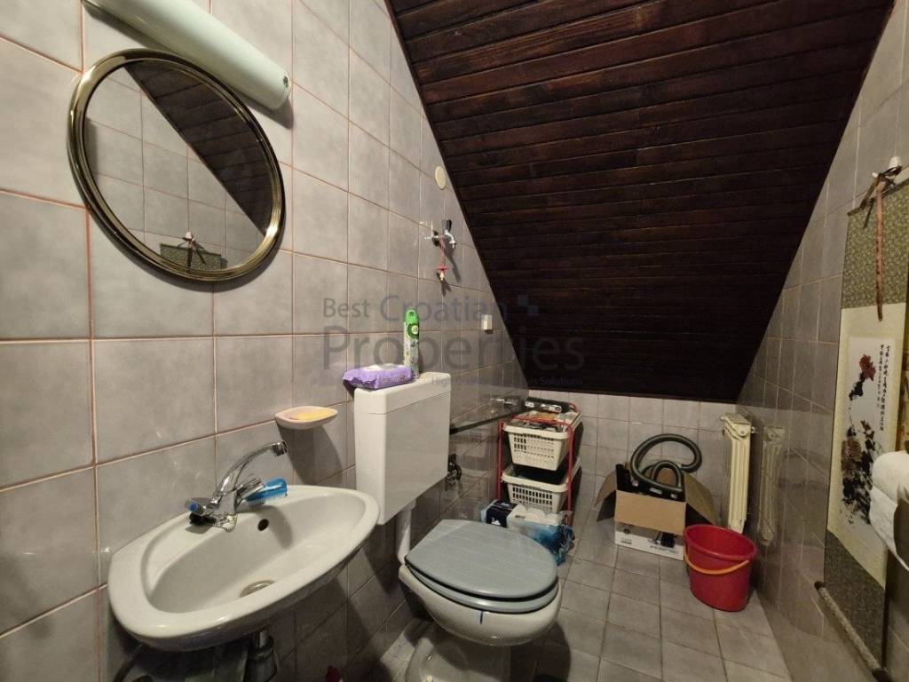 Velika Gorica - Okolica, Gornja Lomnica