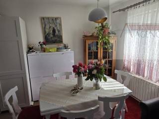 Knezevi vinogradi, Knezevi Vinogradi
