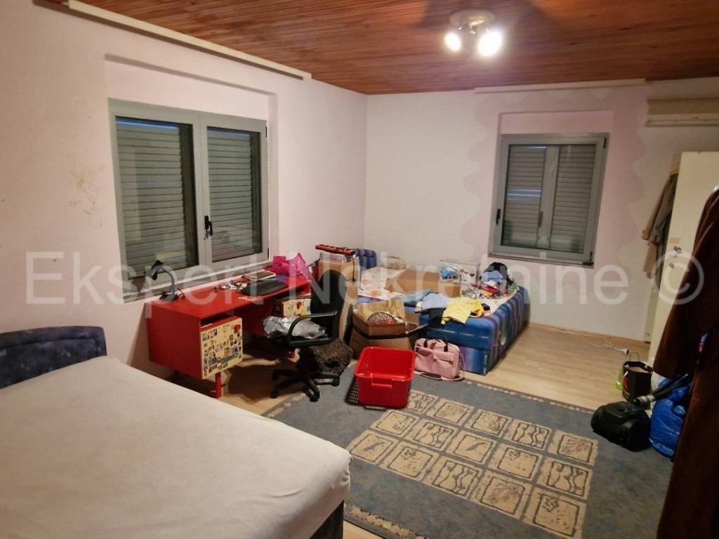 Samostojeca kuca, Prodaja, Okrug, Okrug Gornji