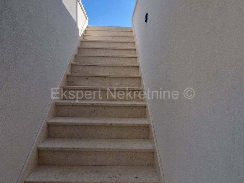 Stan u zgradi, Prodaja, Trogir, Trogir
