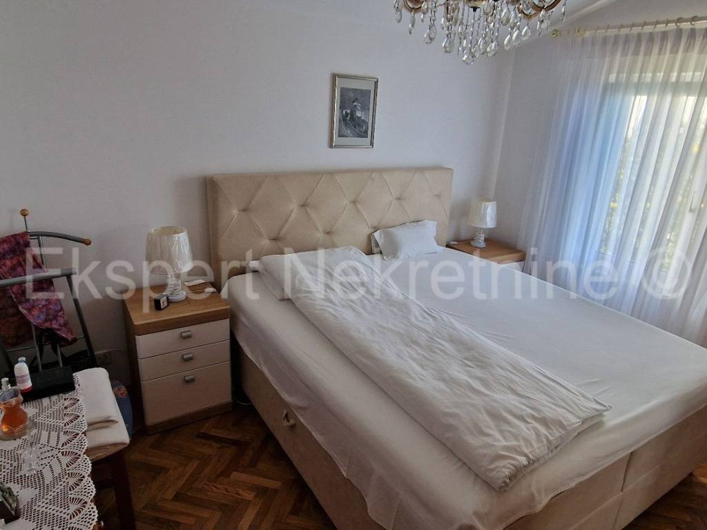 Samostojeca kuca, Prodaja, Okrug, Okrug Gornji