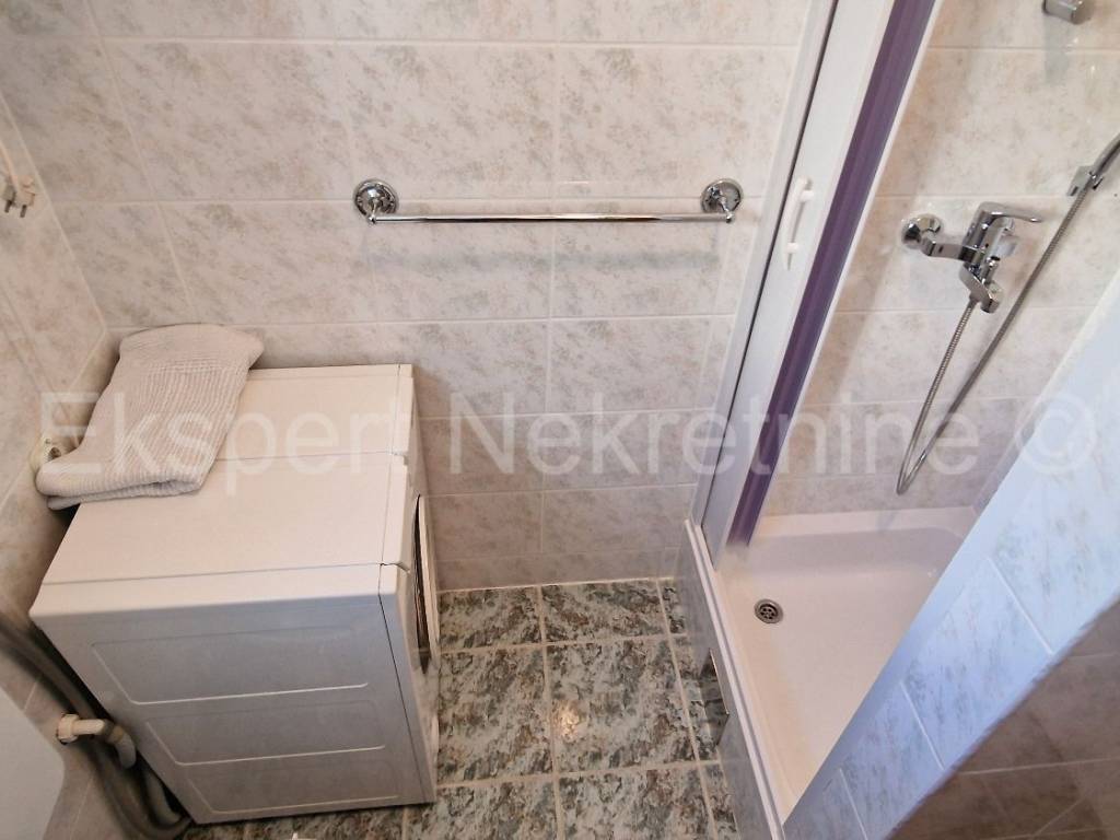 Samostojeca kuca, Prodaja, Okrug, Okrug Gornji