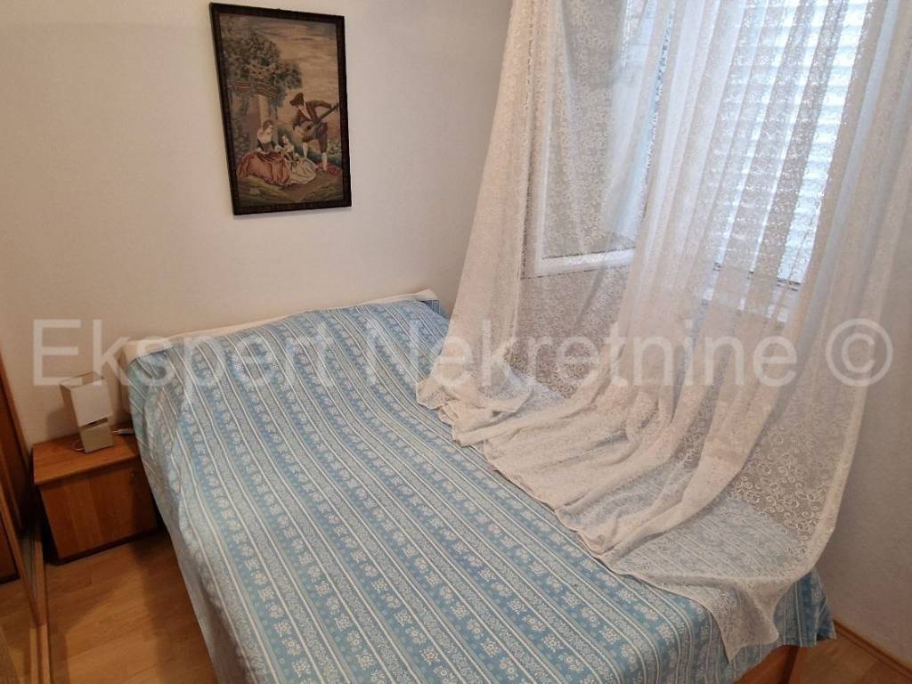 Samostojeca kuca, Prodaja, Okrug, Okrug Gornji
