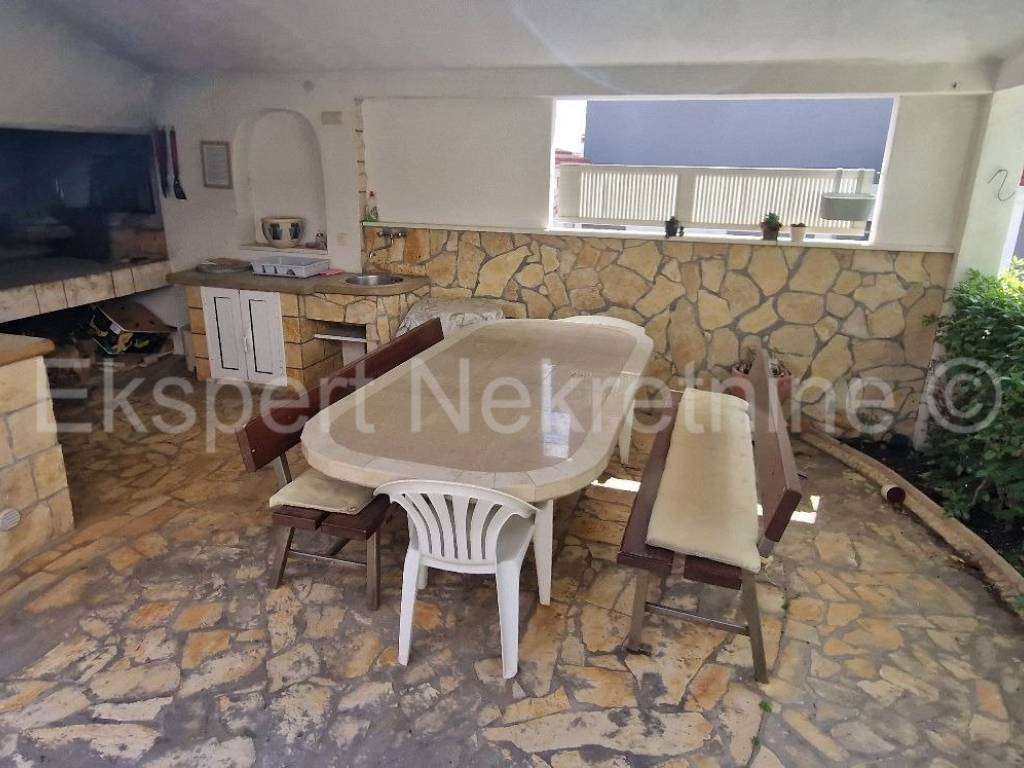 Apartmanska kuca, Prodaja, Okrug, Okrug Gornji