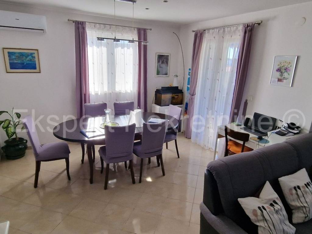 Samostojeca kuca, Prodaja, Okrug, Okrug Gornji