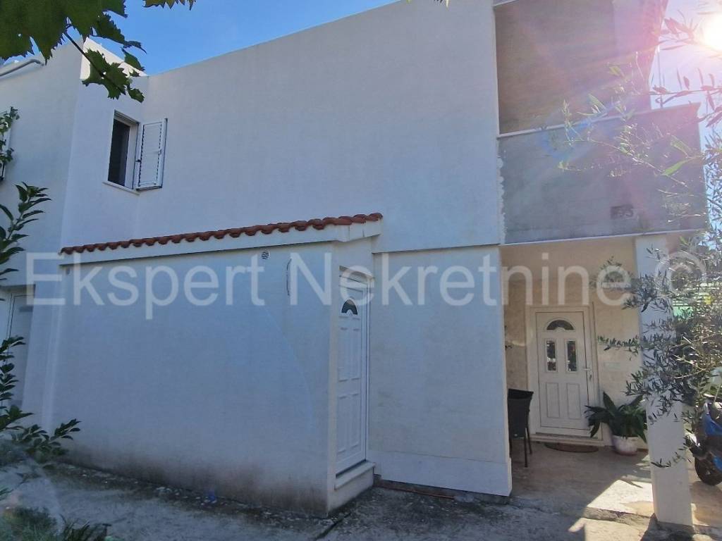 Samostojeca kuca, Prodaja, Okrug, Okrug Gornji