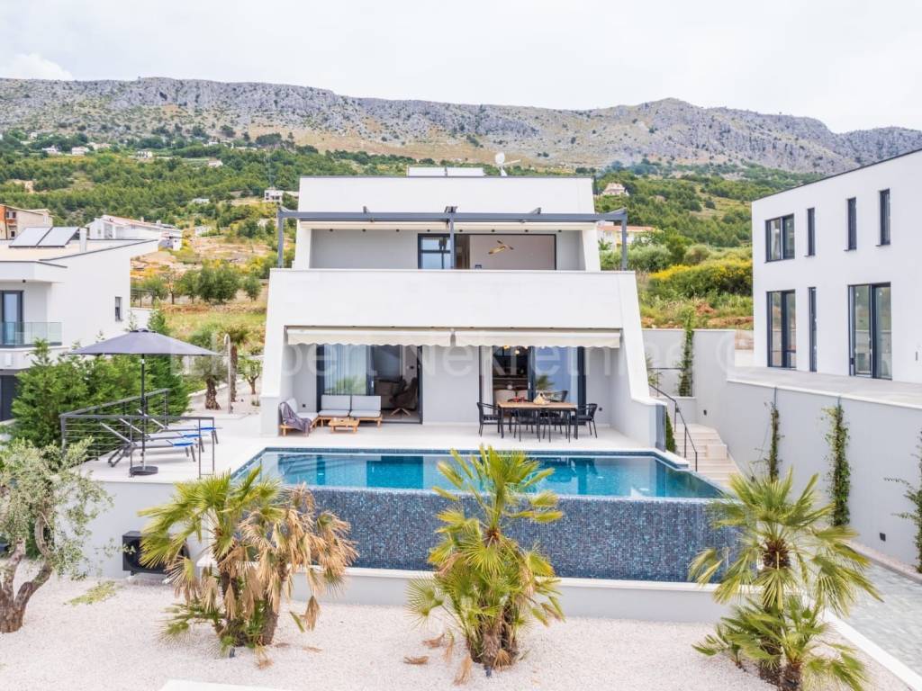 Luksuzna vila, Prodaja, Podstrana, Podstrana