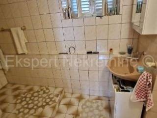 Kamena kuca, Prodaja, Trogir, Trogir