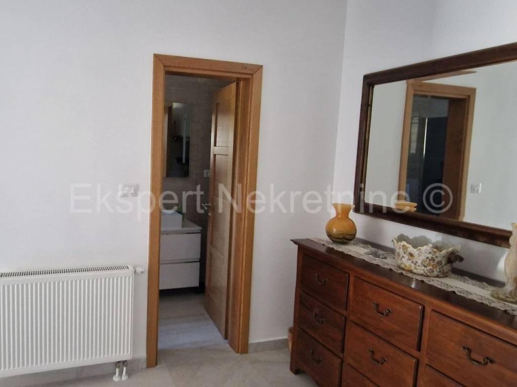 Dvojna kuca, Prodaja, Podstrana, Podstrana