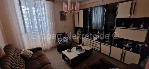 Kamena kuca, Prodaja, Trogir, Trogir