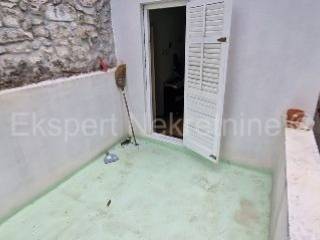 Kamena kuca, Prodaja, Trogir, Trogir