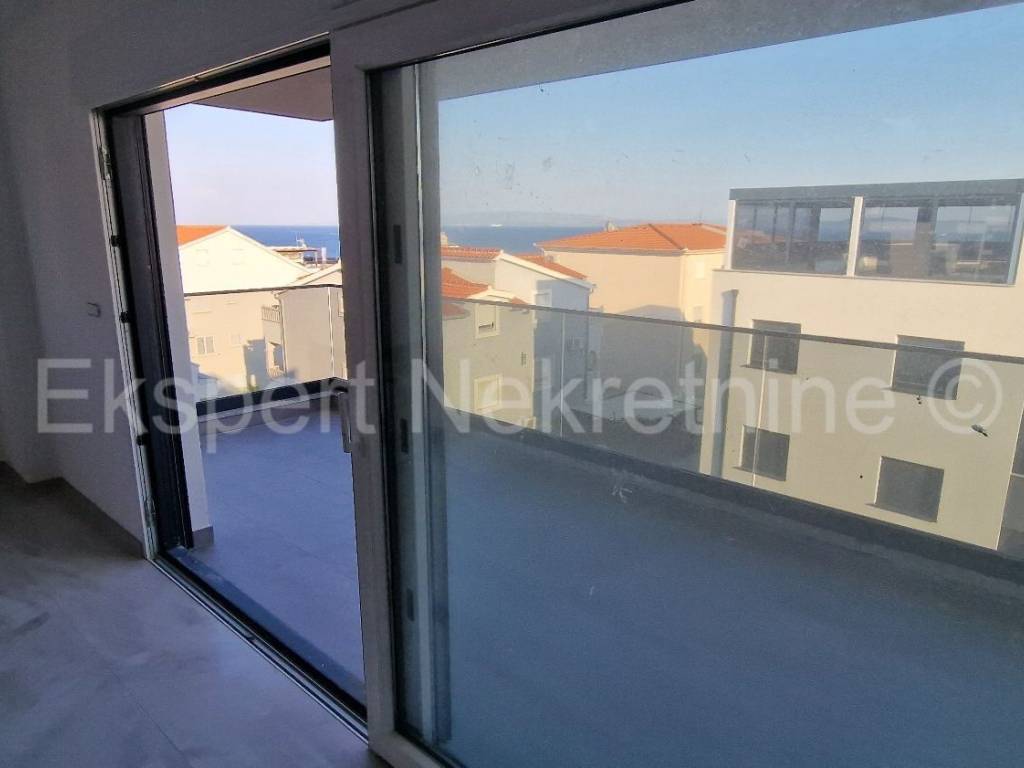 Stan u novogradnji, Prodaja, Okrug, Okrug Gornji