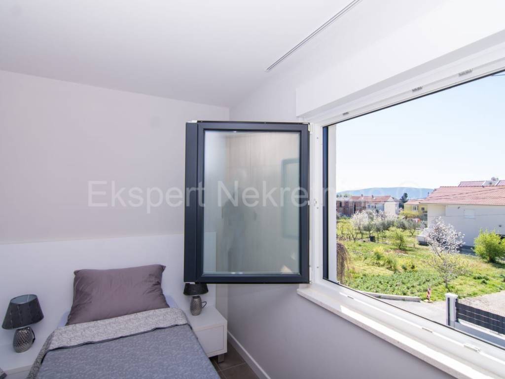 Vila, Prodaja, Kastela, Kastel Kambelovac