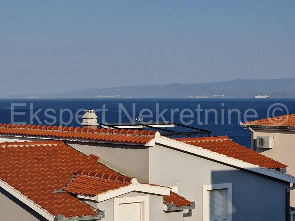 Stan u novogradnji, Prodaja, Okrug, Okrug Gornji