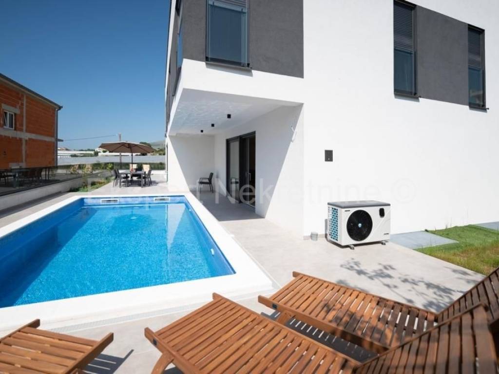 Luksuzna vila, Prodaja, Trogir, Trogir