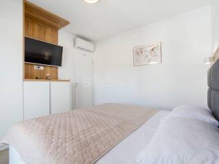 Flat in a building, Sale, Okrug, Okrug Gornji