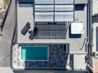 Flat in a building, Sale, Okrug, Okrug Gornji