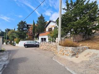 House by the sea, Sale, Karlobag, Karlobag