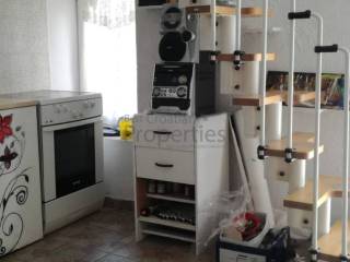Kamena kuca, Prodaja, Trogir, Trogir