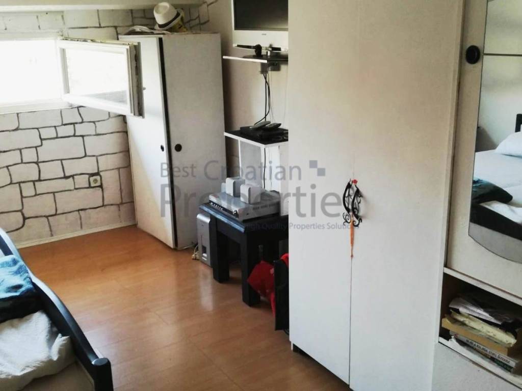 Kamena kuca, Prodaja, Trogir, Trogir