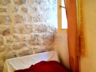 Kamena kuca, Prodaja, Trogir, Trogir