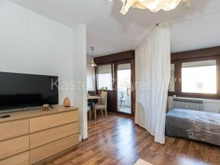Stan u zgradi, Prodaja, Zagreb, Stenjevec