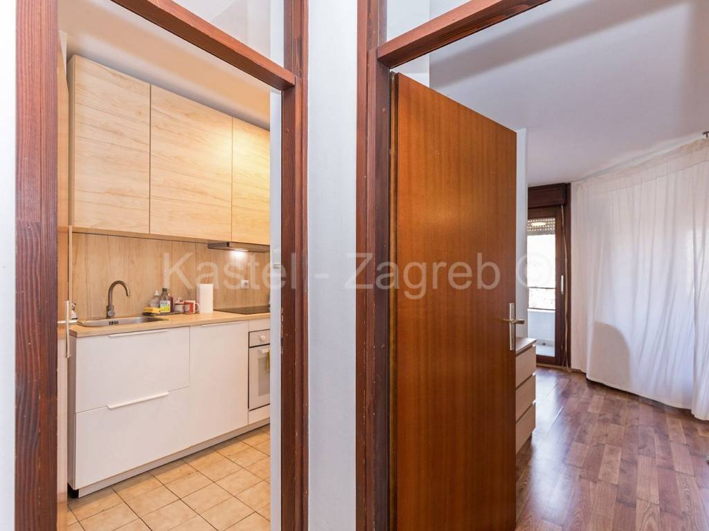 Stan u zgradi, Prodaja, Zagreb, Stenjevec
