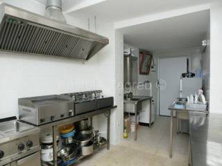 Apartmanska kuca, Prodaja, Supetar, Supetar
