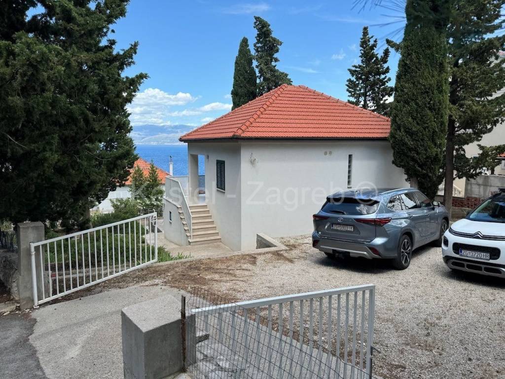 Kuca na moru, Prodaja, Sutivan, Sutivan