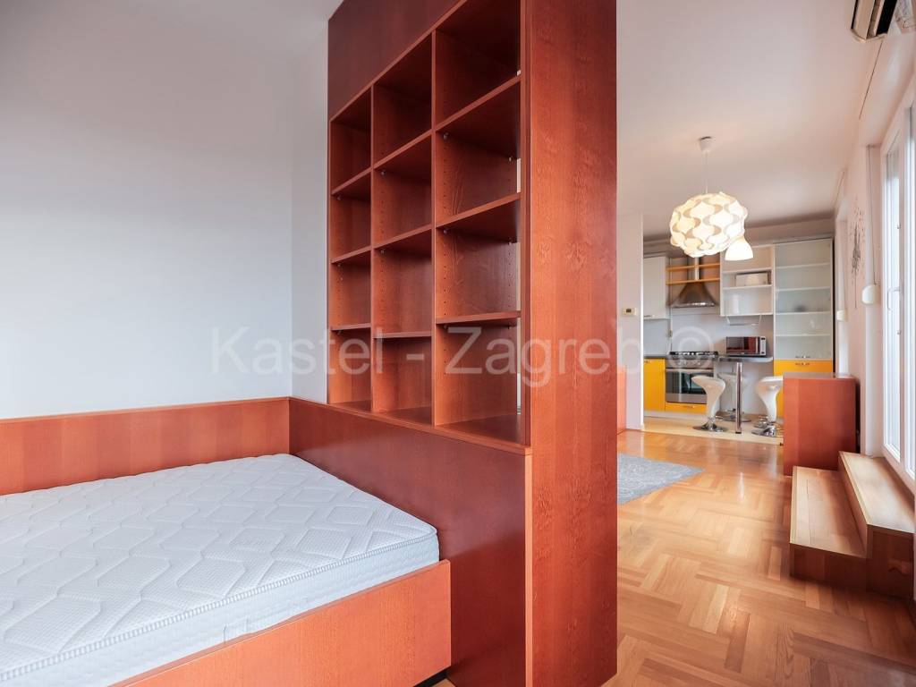 Stan u zgradi, Najam, Zagreb, Pescenica - Zitnjak