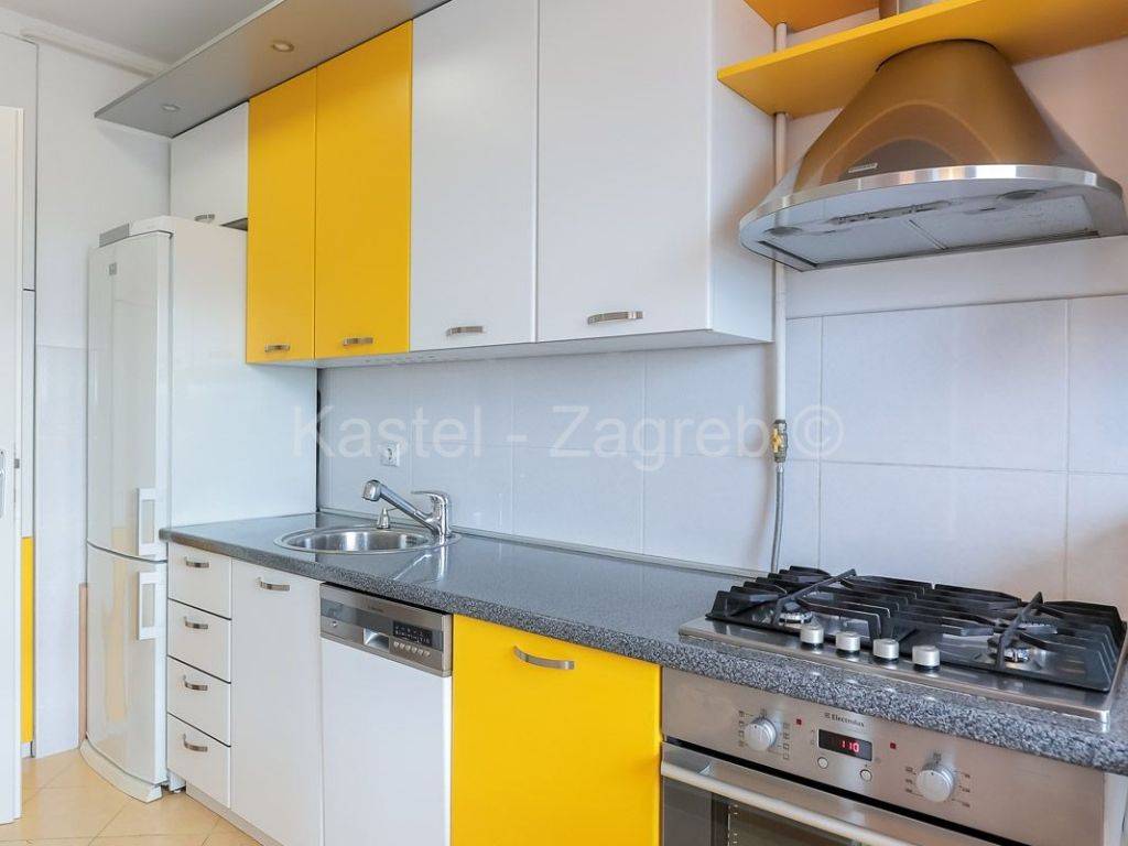 Stan u zgradi, Najam, Zagreb, Pescenica - Zitnjak