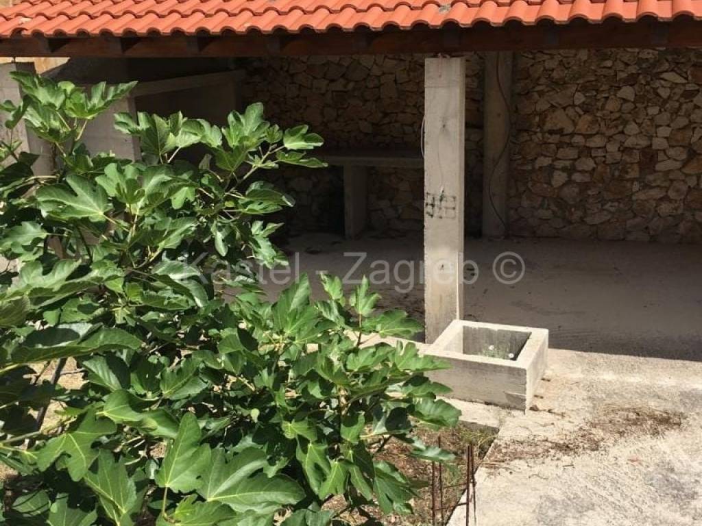 Rogoznica, Razanj